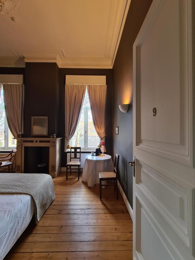 B&B 'T Kasteel & 'T Koetshuys Veurne Exterior photo